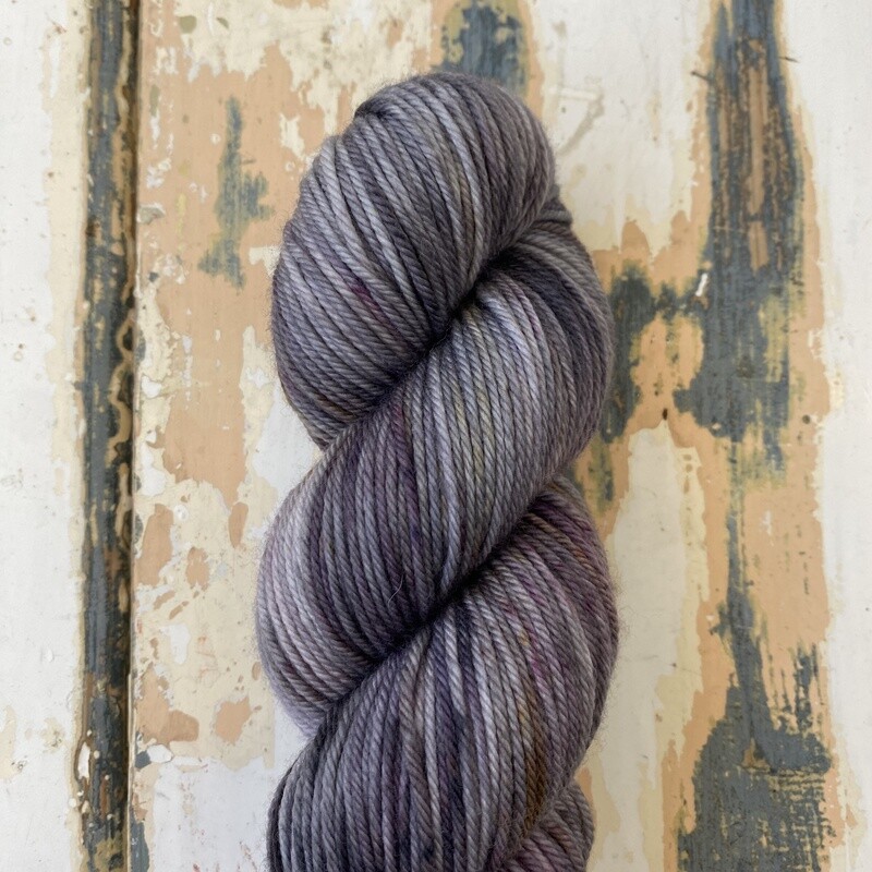 Pageant DK Twist, Colour: Mulberry Season