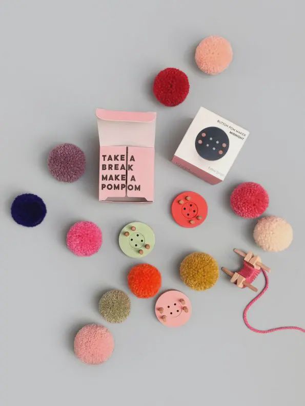Pom Pom Makers