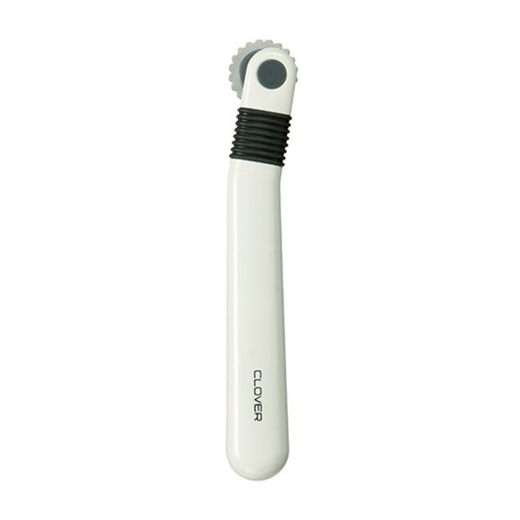 Clover Tracing Wheel (Blunt)