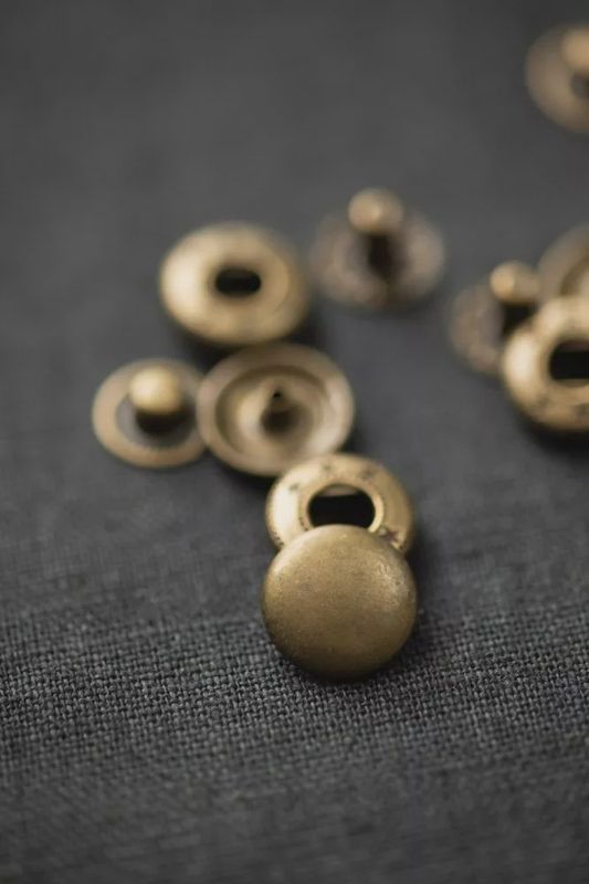 Merchant &amp; Mills Snaps