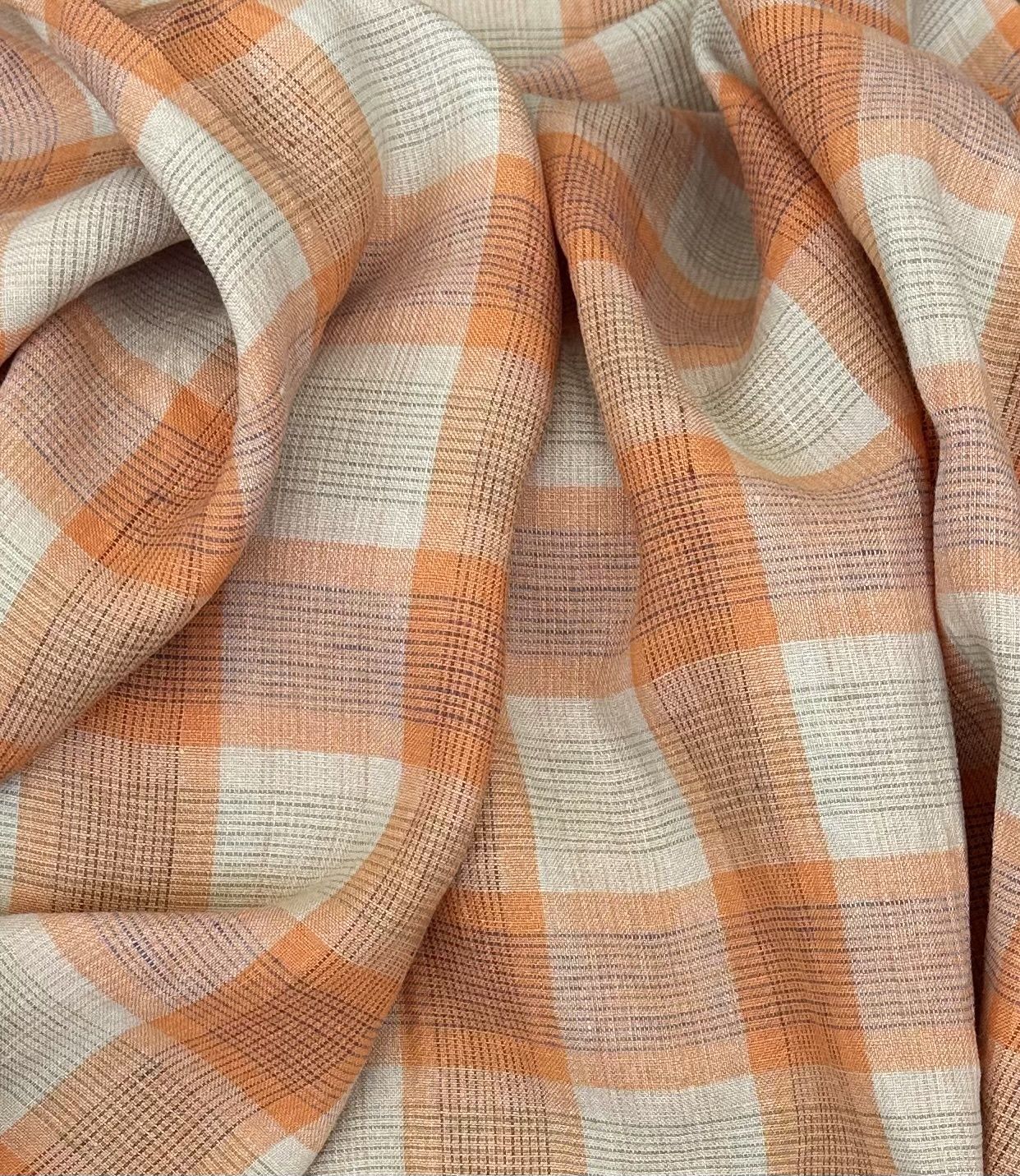 European Washed Linen / Orange Check - 25cm