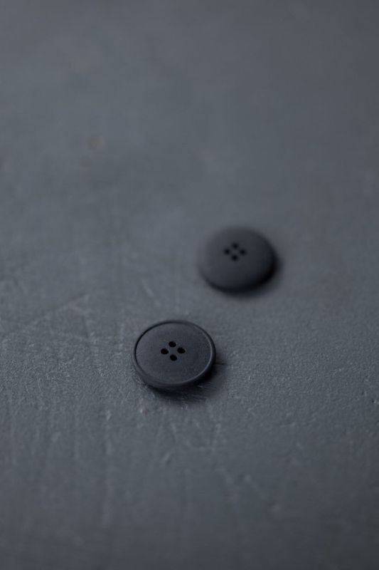 Merchant &amp; Mills Hemp Buttons 20mm