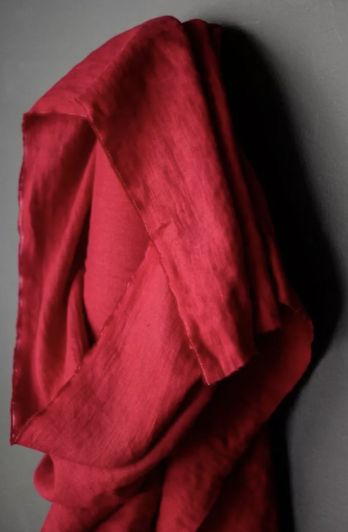 Merchant &amp; Mills 185 Linen / Demon Scarlett / 25cm