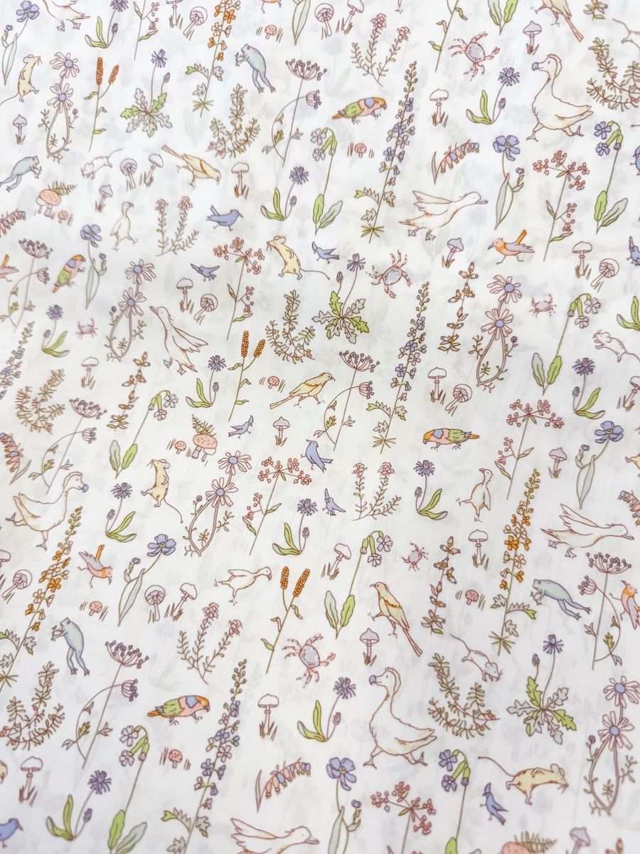 Liberty Tana Lawn - CC24 - Theo G-CC — 25cm