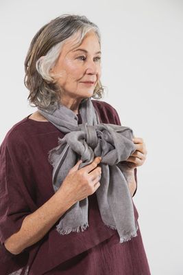 Eva&#39;s Sunday - Linen Gauze Scarf / Slate