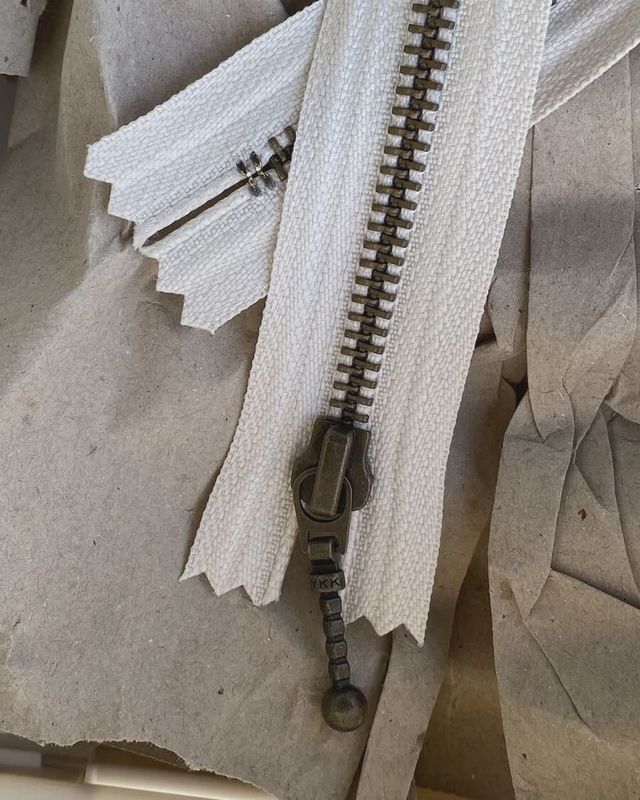 Petite Knits Zippers 35cm