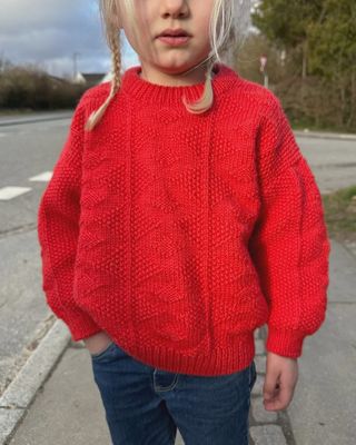 Esther Sweater Junior / Petite Knits Pattern