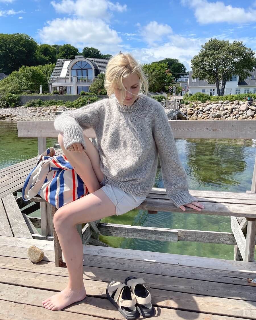 Novice Sweater / Chunky Edition  / Petite Knits Pattern