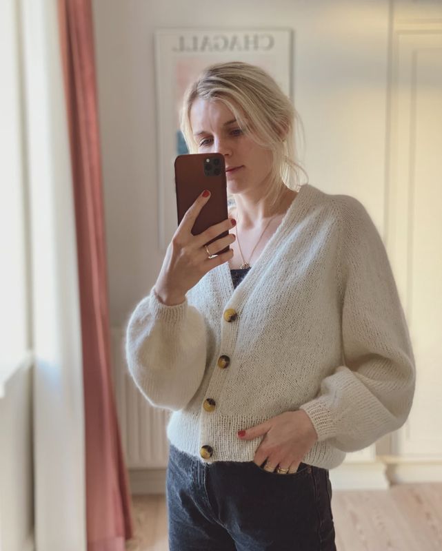 Balloon Cardigan/Petite Knits Pattern