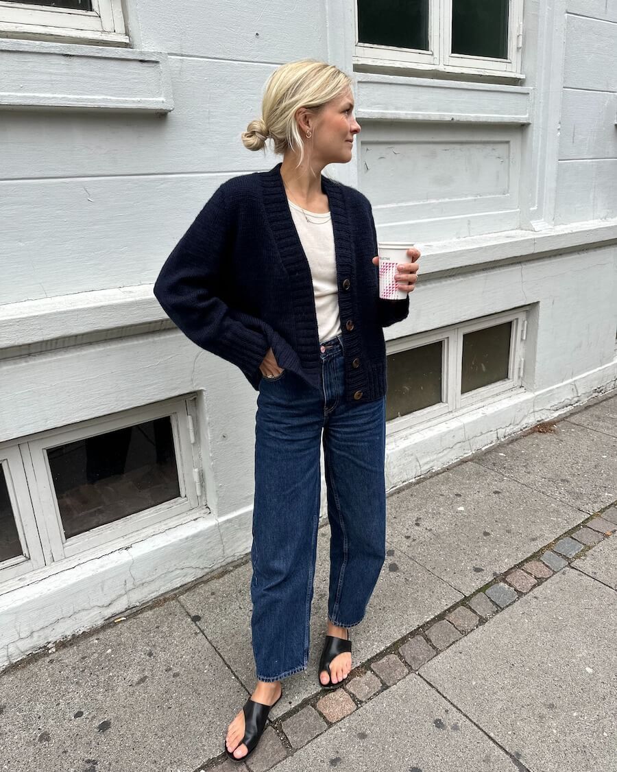 Eva Cardigan / Petite Knits Pattern (Adult)