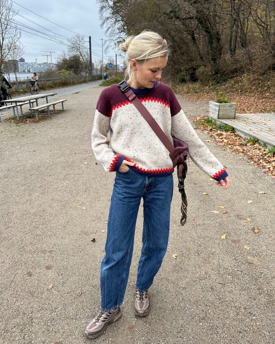 Cross Sweater / Petite Knits Pattern