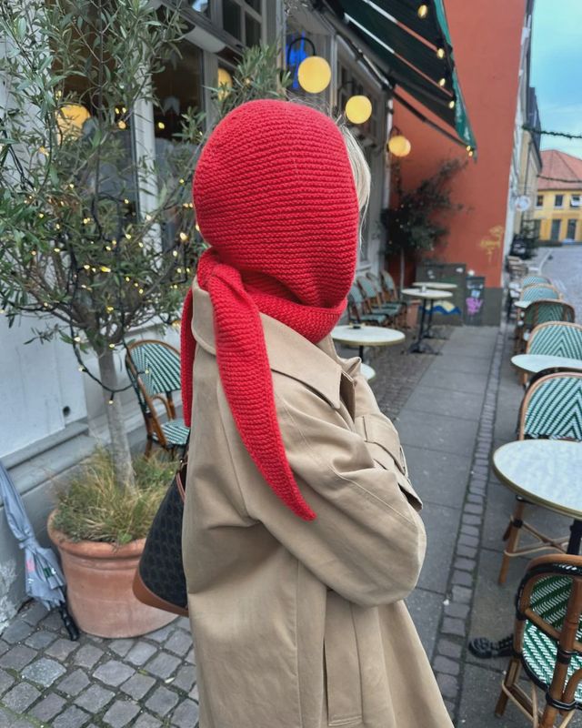 Sophie Hood / Petite Knits Pattern