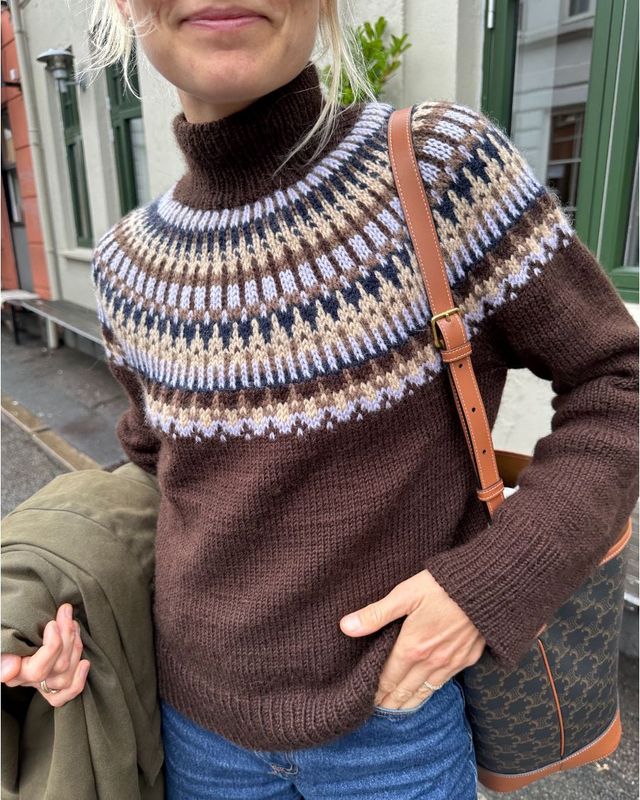 Celeste Sweater / Petite Knits Pattern (Adult)