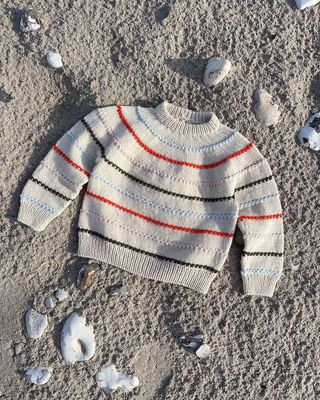 Festival Sweater / Petite Knits Pattern (Junior)