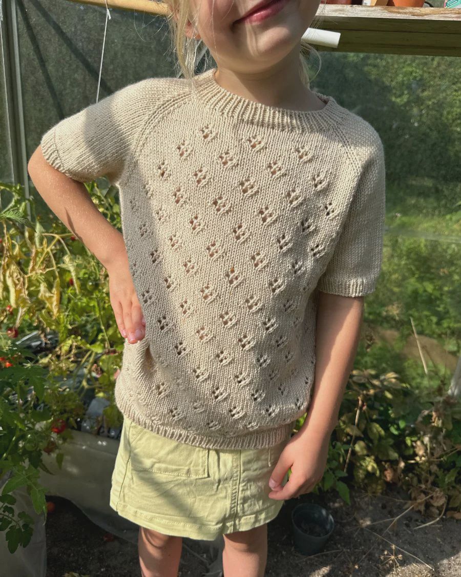 Rigmor&#39;s Summer Blouse Junior / Petite Knits Pattern