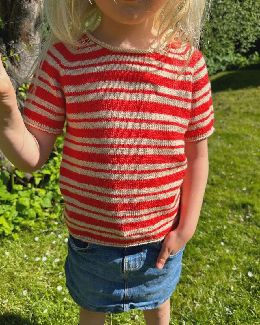 Amelie Tee Junior / Petite Knits Pattern