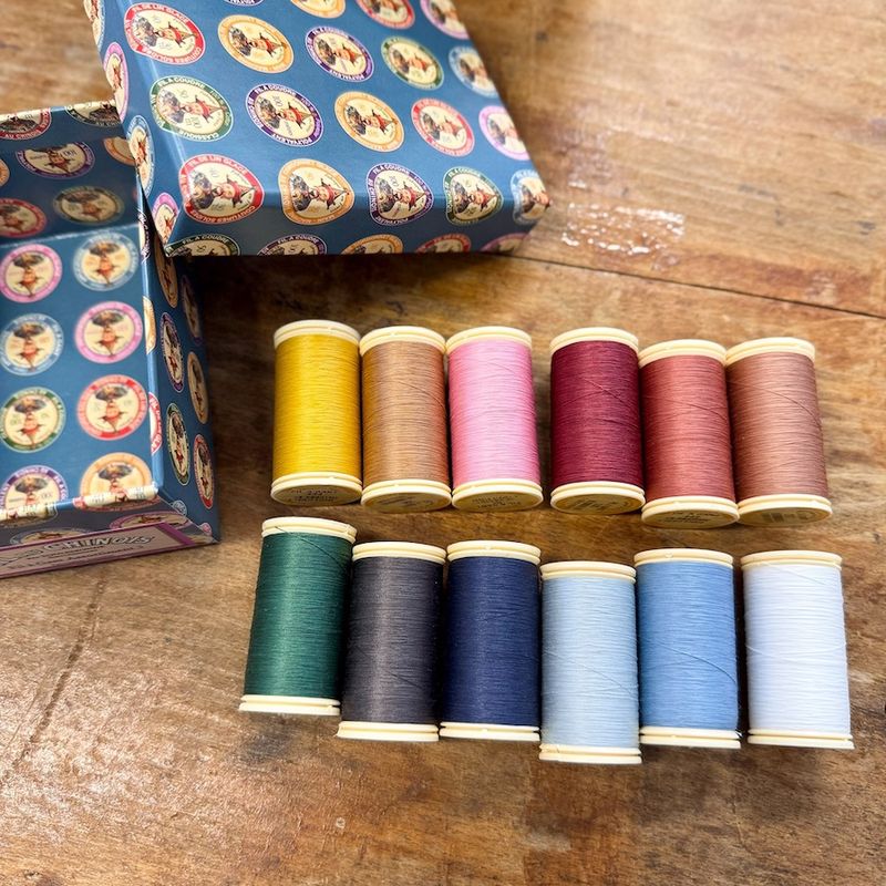 Sajou Fil à Gant Thread Box of 12 Spools / Vintage Tones