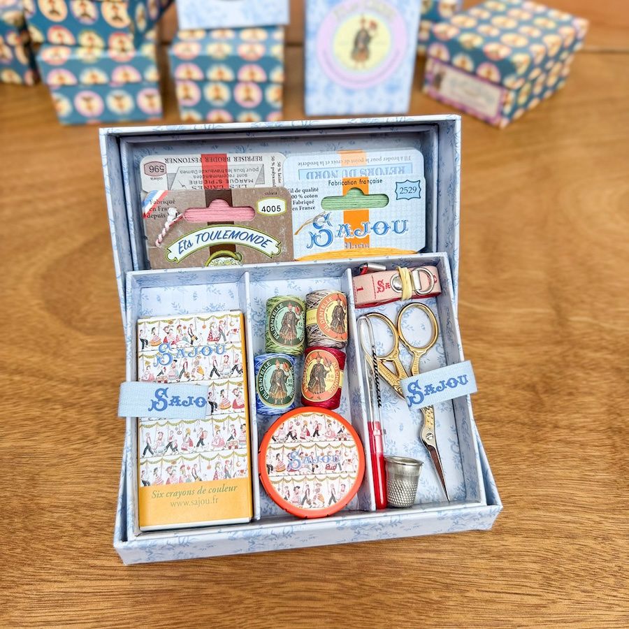 Maison Sajou Sewing Set / Farandole Alsacienne