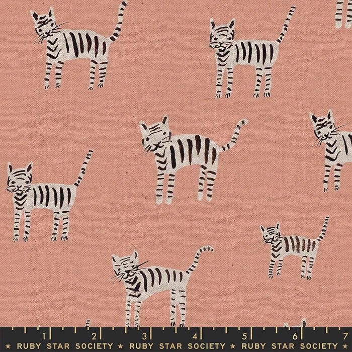 Ruby Star Society Linen Canvas / Cats - Peach / 25cm
