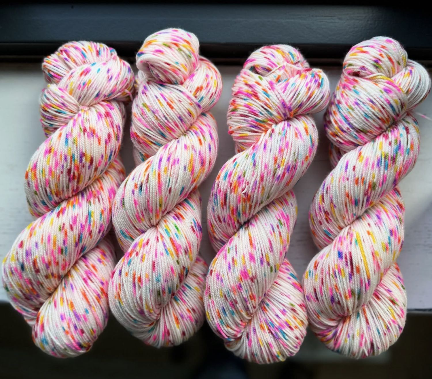 Sock Yarn De Luxe / Glamour