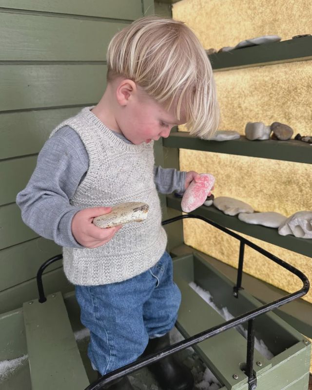 Storm Slipover Junior / Petite Knits Pattern