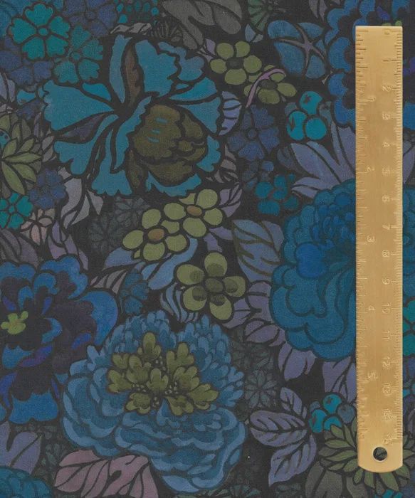 Liberty Tana Lawn AW25 / Heritage Garden B / 25cm