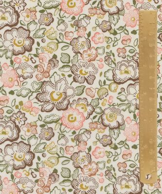 Liberty Tana Lawn AW25 / Betsy Dot B / 25cm
