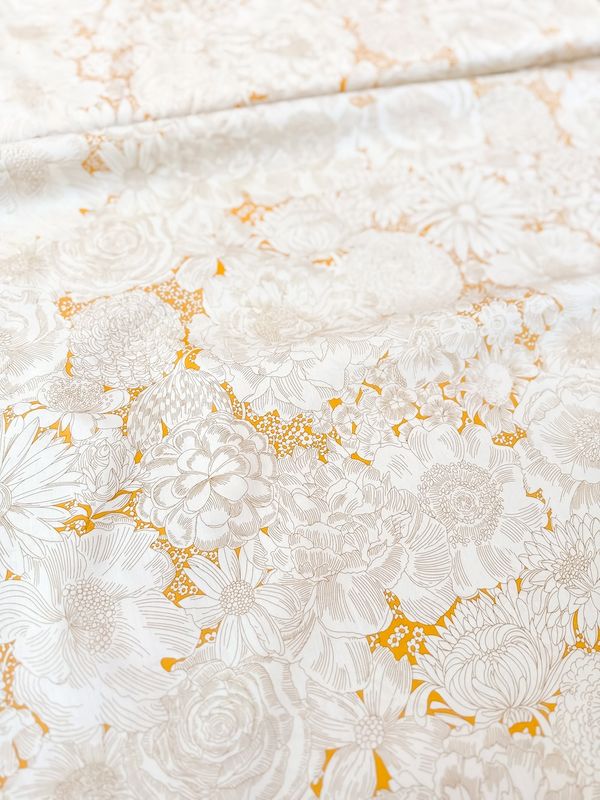 Liberty Tana Lawn AW25 / English Bloom C / 25cm