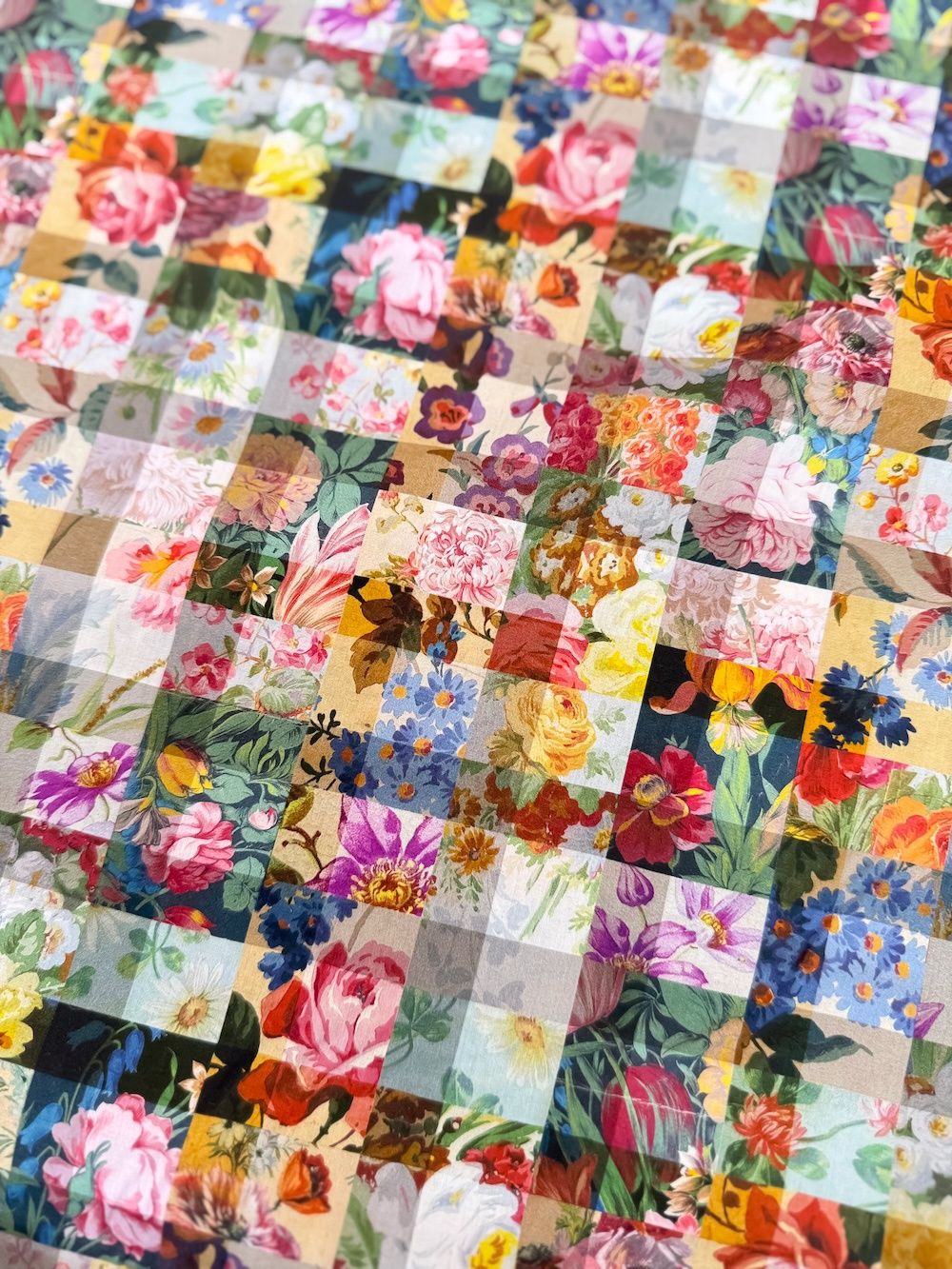 Liberty Tana Lawn AW25 / Archive Gingham A / 25cm
