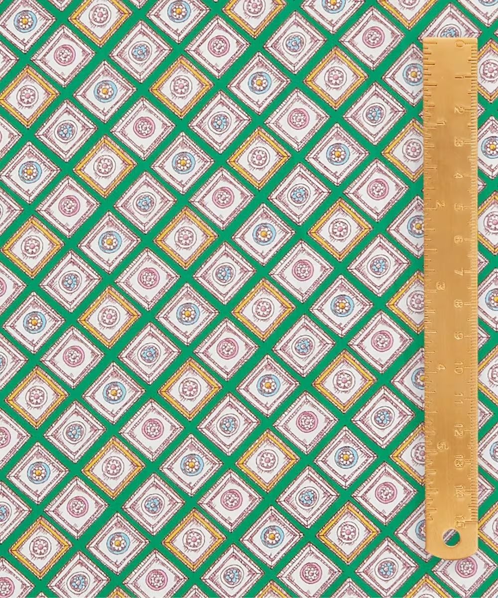 Liberty Tana Lawn - Grand Circle C - 25cm