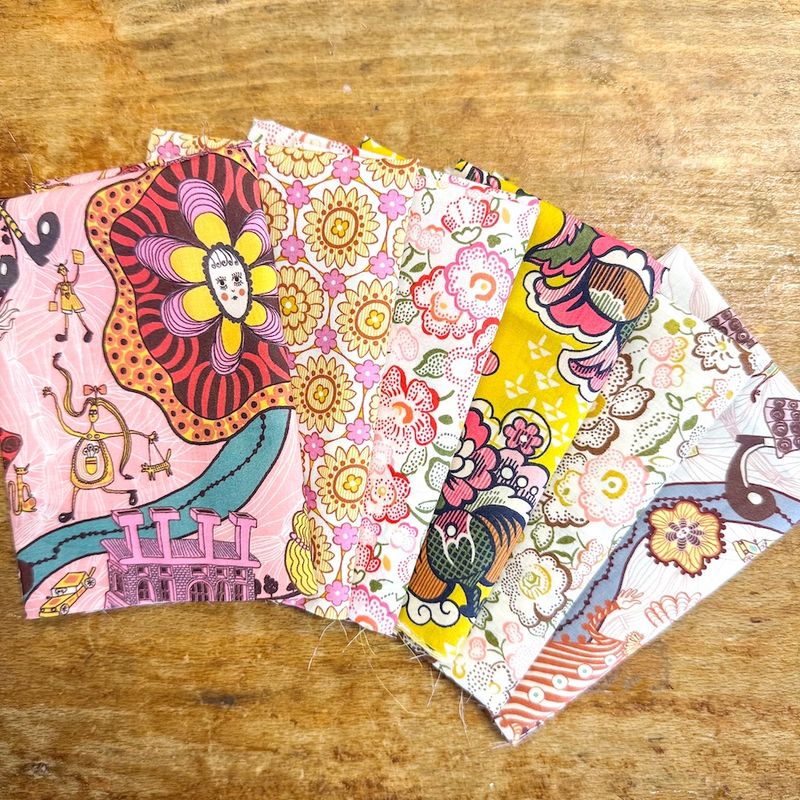 Liberty Tana Lawn Mini Bundle - AW25 Sunshine - 6 x 16th