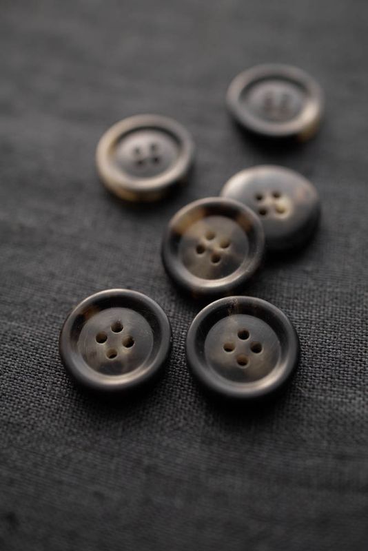 Merchant &amp; Mills / Drawing Room Buttons 20mm