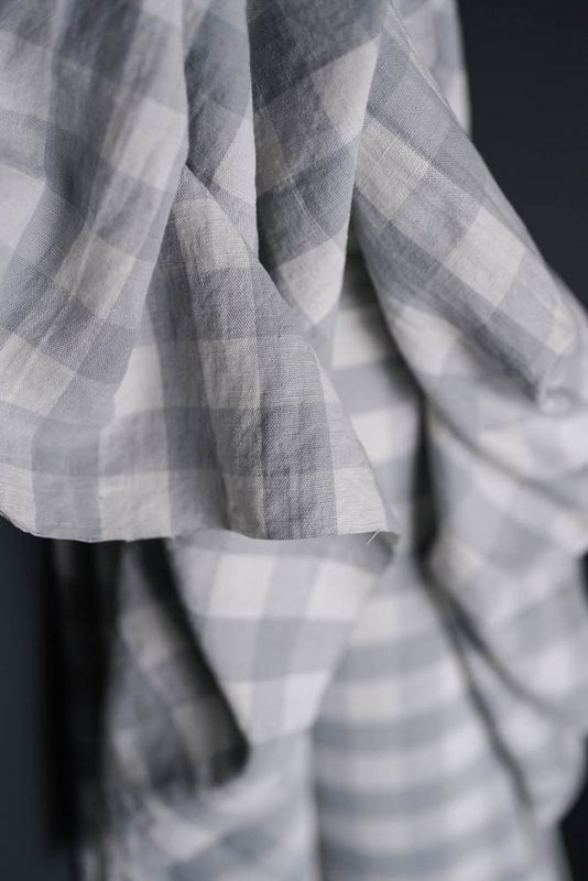 Merchant &amp; Mills Linen/Cotton / Garden Party Grey Gingham / per 25cm