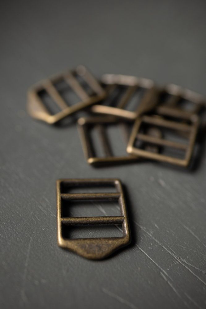 Merchant &amp; Mills / Ladder Lock 25mm
