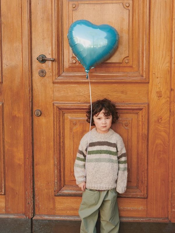 Adam Sweater - Junior / Sandnes Garn Pattern