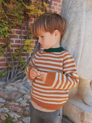 South Sweater - Junior / Sandnes Garn Pattern