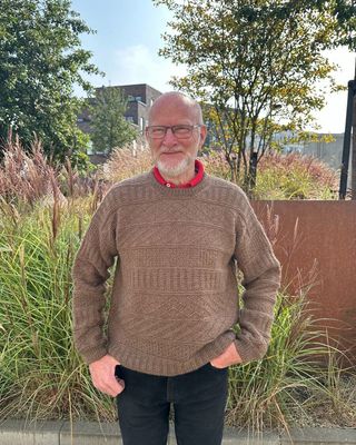 Storm Sweater - Mens / Petite Knits Pattern