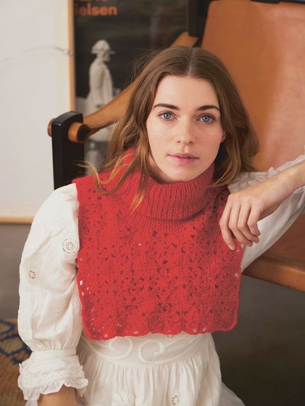 Fleur Neck / Sandnes Garn Pattern
