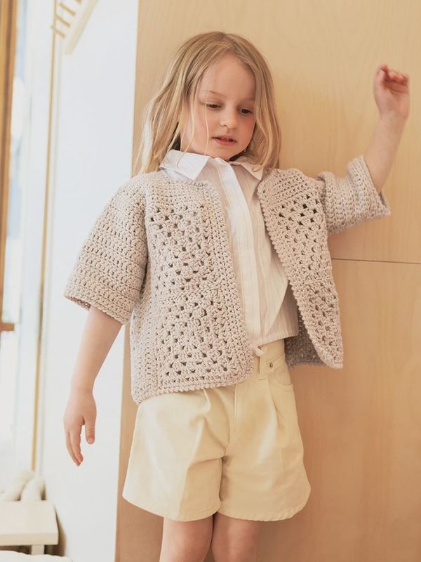 Julie Jacket - Junior / Sandnes Garn Pattern