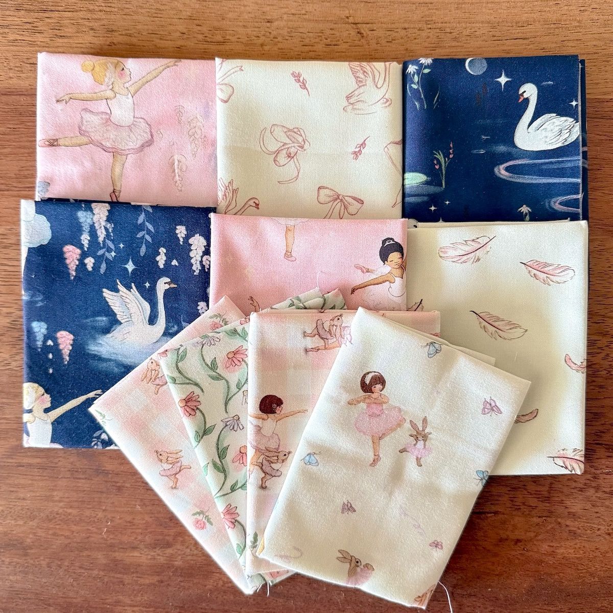 Belle + Boo Swan Lake Bundle / 10 pieces