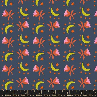 Ruby Star Catnap / Retro Floral - Smoke / 25cm