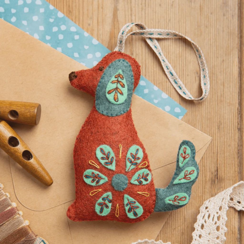 Felt Craft Mini Kit - Folk Dog