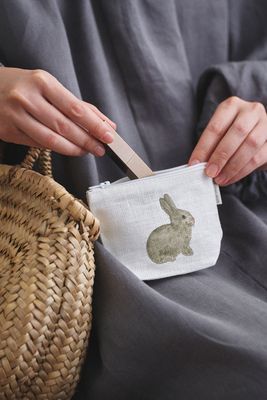 Fog Linen Work x Isabelle Boinot Pouch /  Rabbit + Carrot