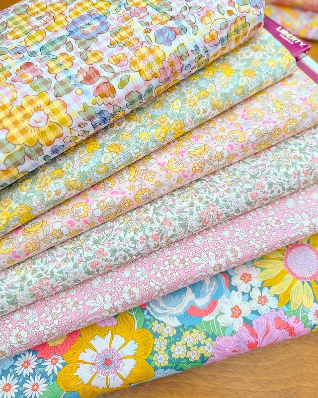 Liberty Floral Rebellion Bundle / Sunflower / 6 x 16th