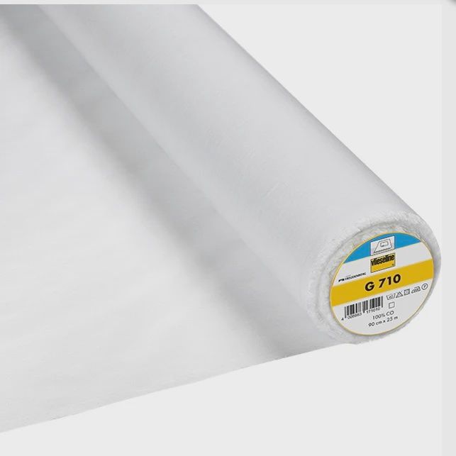 Vlieseline G710 / Per Metre