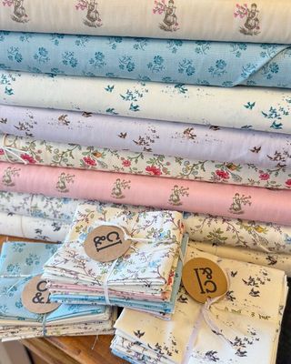 Vintage Ayla Bundle / 8 pieces