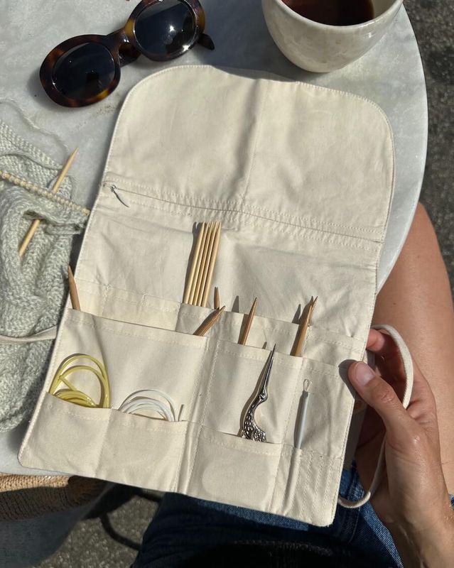 Petite Knit Needle Case - To Go