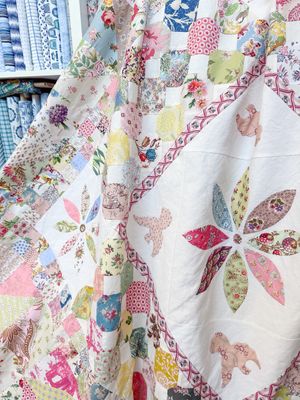 La Cropte Quilt Pattern - Judy Newman + Margaret Mew