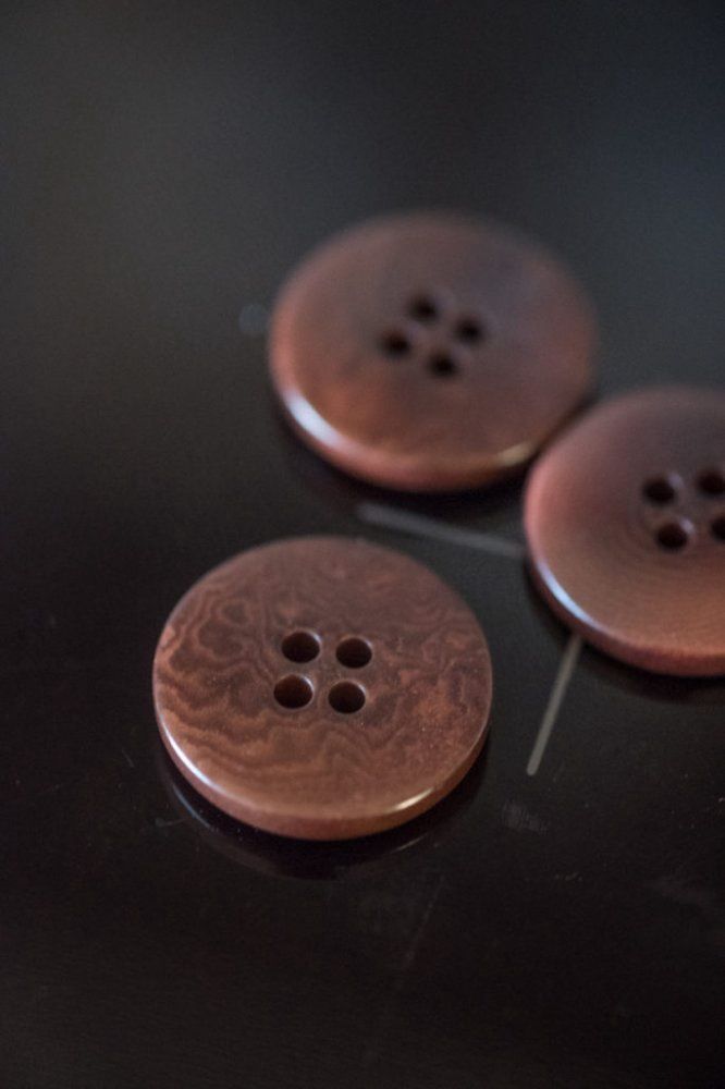 Merchant &amp; Mills - Corozo Buttons, Size: 20mm