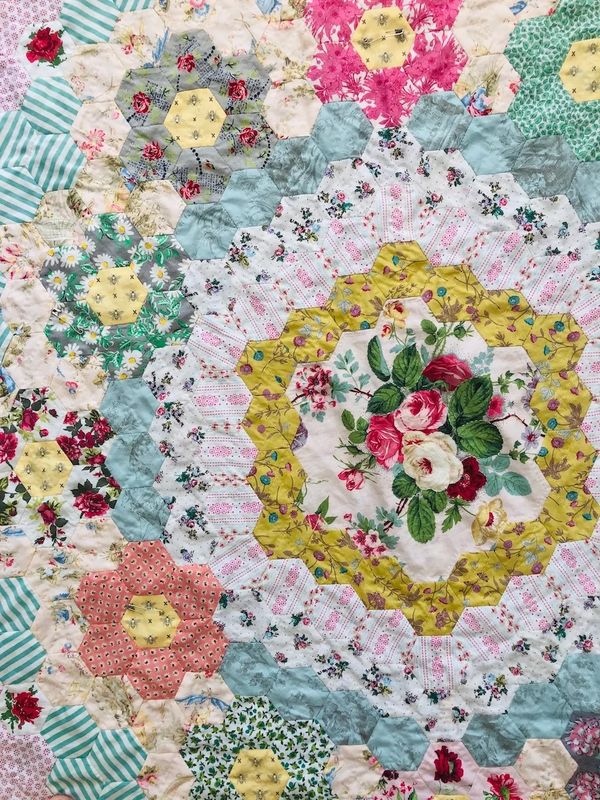 Tea and Cake Quilt Pattern + Templates / Judy Newman